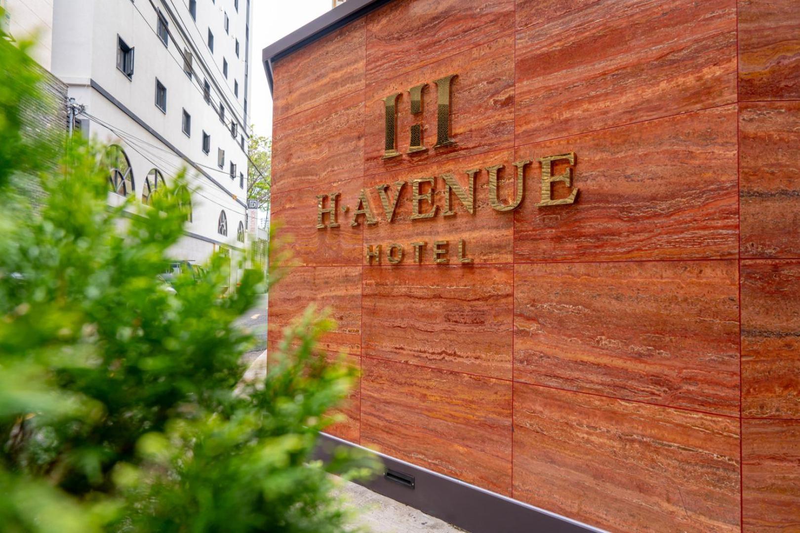 H-Avenue Hotel Munhyeon Пусан Экстерьер фото